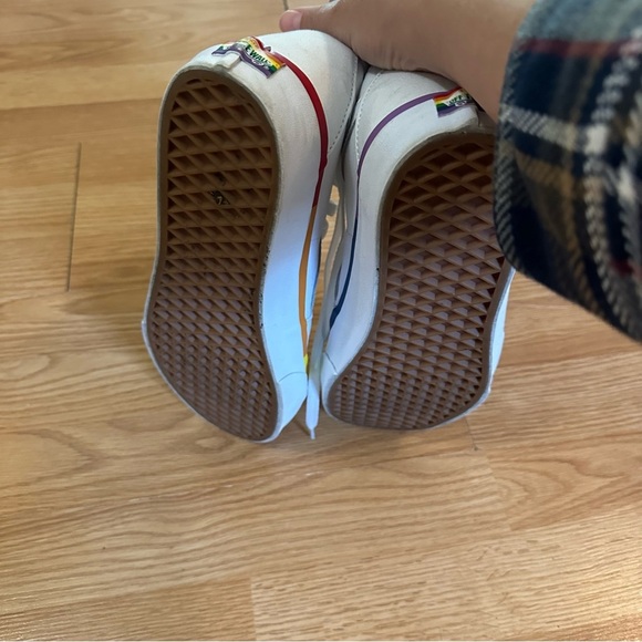 Vans Sk8-Hi Tapered Rainbow Foxing White Rainbow Pride VN0A4U16MWF Sneaker Shoe - Picture 11 of 12